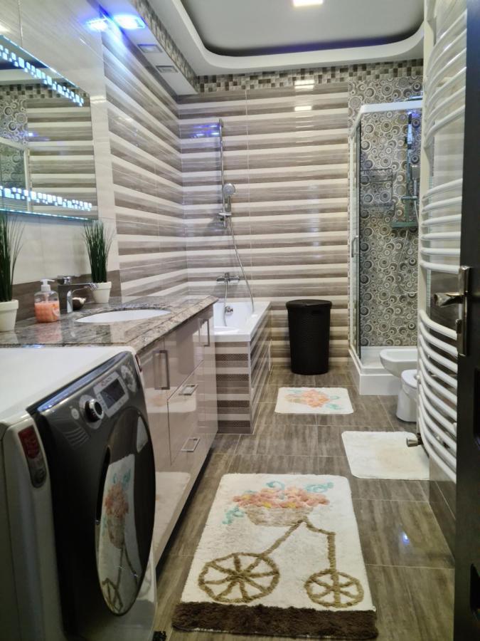Premium Apartment Isaran Брашов Экстерьер фото